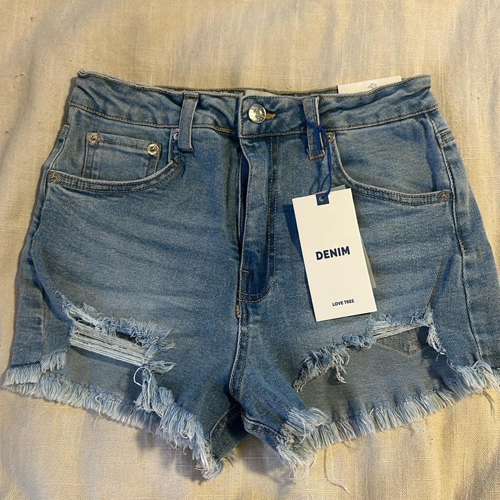 Love Tree denim shorts NWT